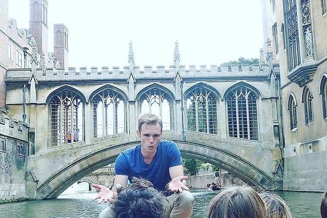 Private | Cambridge University Colleges Guided Punting Tour - The second-oldest surviving college and the women-undergraduates milestone