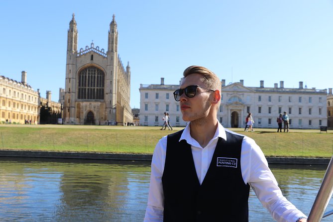Private Chauffeur Punt Tour - Price and Value: $137.50 Per Group (Up to 12) for About 50 Minutes