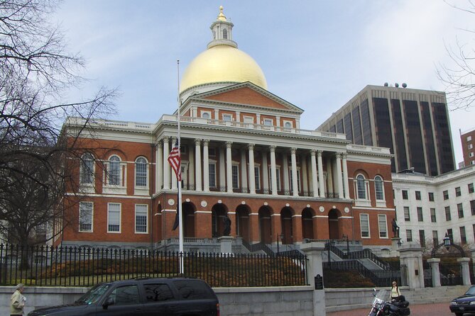 Private Customized Walking Tour of Boston - Civic fire and revolution-era sites: Boston Massacre, Faneuil Hall, and Old South