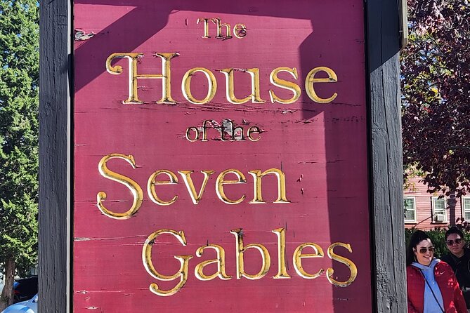 Private Day Tour of Salem and Boston - Houdini Way and Bewitched: Salem’s later legends, explained