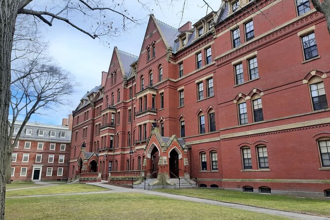 Private Tour of Boston - A 4-hour Boston hit that still feels organized