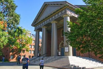 Private Tour of Boston - Downtown pickup and a real small-van experience