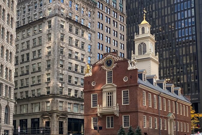Private Walking Tour from Boston to Beacon Hill Freedom Trail Harborwalk - Getting Your Bearings at Boston Common