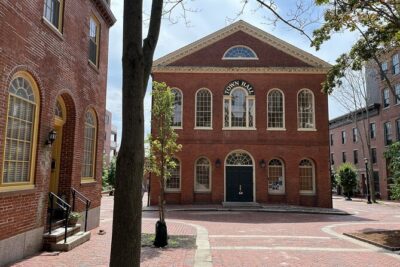 Salem Witch Tour from Boston by Train with Museum Tickets - The Salem Walking Route: How the Guide Keeps It Moving