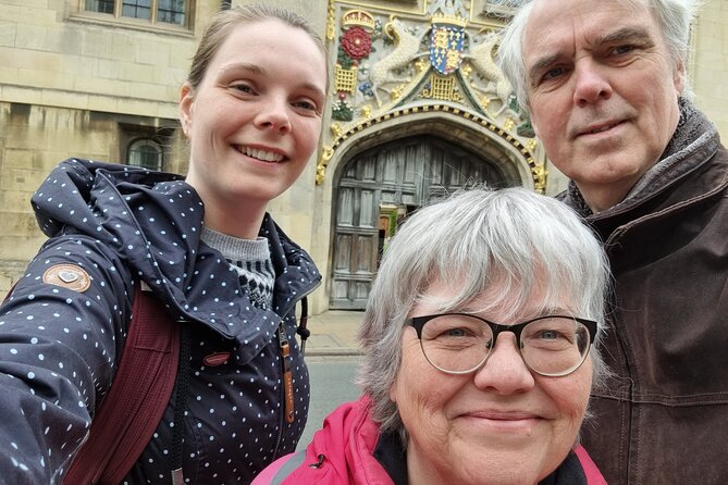 Scholars & Secrets of Cambridge: Self-Guided Puzzle Adventure - Entering Cambridge Through a Smartphone Mystery