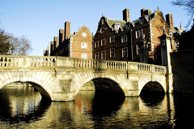 Shared Guided Punting Tour of Cambridge - Why a 45-Minute Punt Feels Like Cambridge in Fast Forward