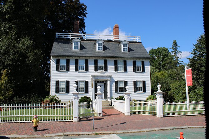 Small Group Day Trip to Salem and Hammond Castle from Boston - Comfort, stairs, and kids: who this small group trip fits